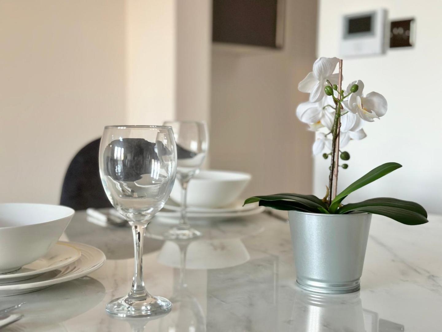 Luxury Duplex City Centre Apartment ليدز المظهر الخارجي الصورة